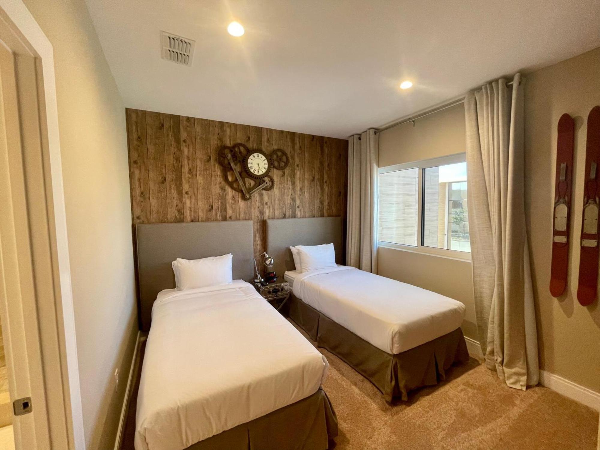Luxury Home In Orlando With Private Hot Tub - 7 Min From Disney Parks - 3 Bedrooms And 4 Bathrooms! Экстерьер фото